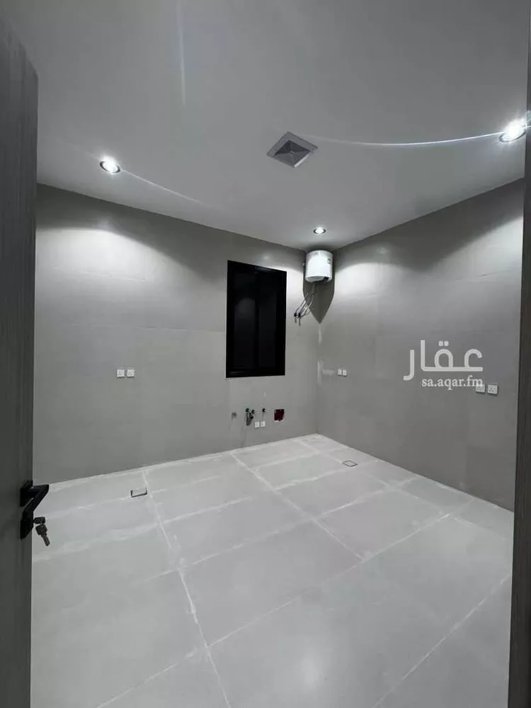 دور للبيع في شارع أنس بن سيرين, حي السعادة, مدينة الرياض, منطقة الرياض صورة 3