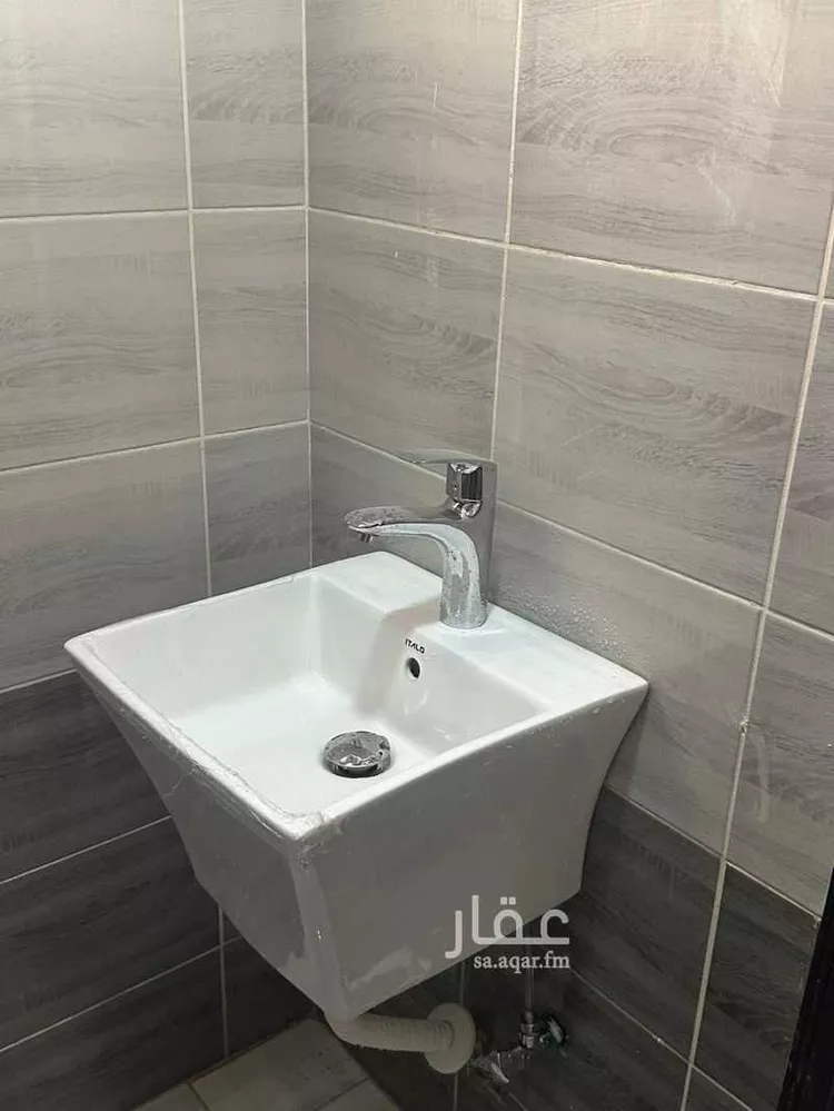 غرفة للإيجار في شارع عباده بن عمرو الانصاري ، حي الرمال ، الرياض ، منطقة الرياض صورة 3