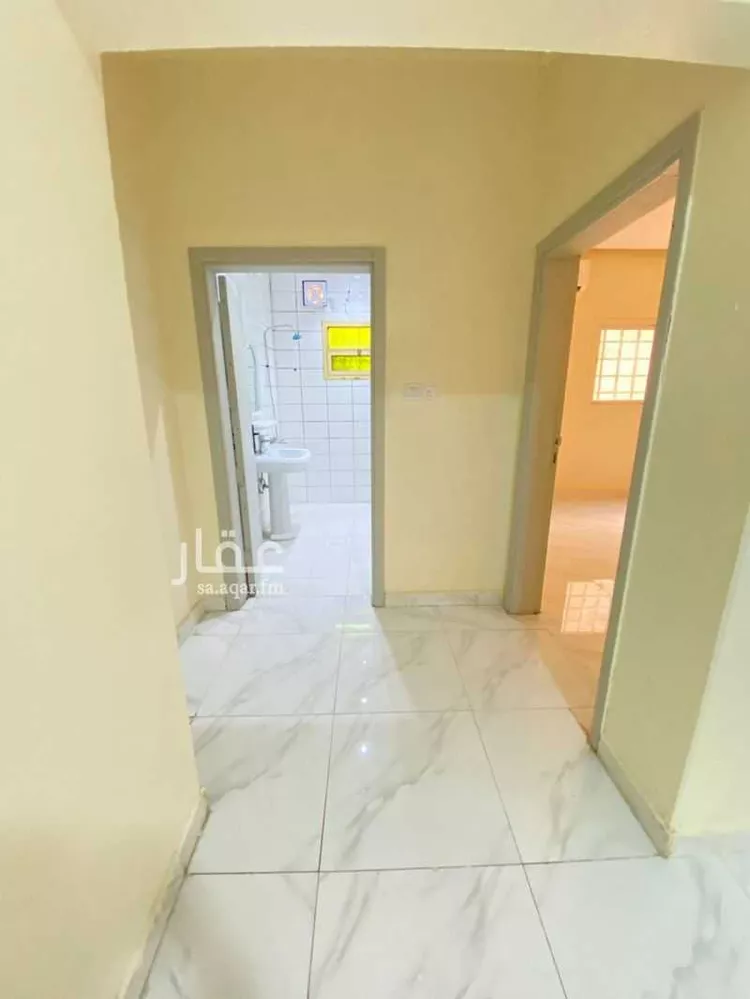 شقة للإيجار في شارع ابن تيمية, حي بدر, مدينة الرياض, منطقة الرياض صورة 5