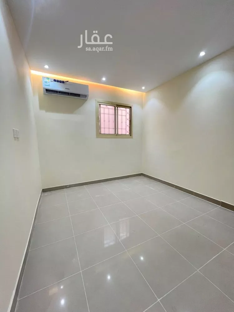 شقة للإيجار في شارع يثرب, حي بدر, مدينة الرياض, منطقة الرياض صورة 3