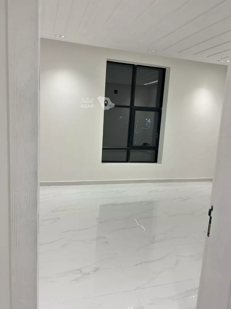 فيلا للبيع في شارع إسماعيل بن صبيح, حي المهدية, مدينة الرياض, منطقة الرياض 13
