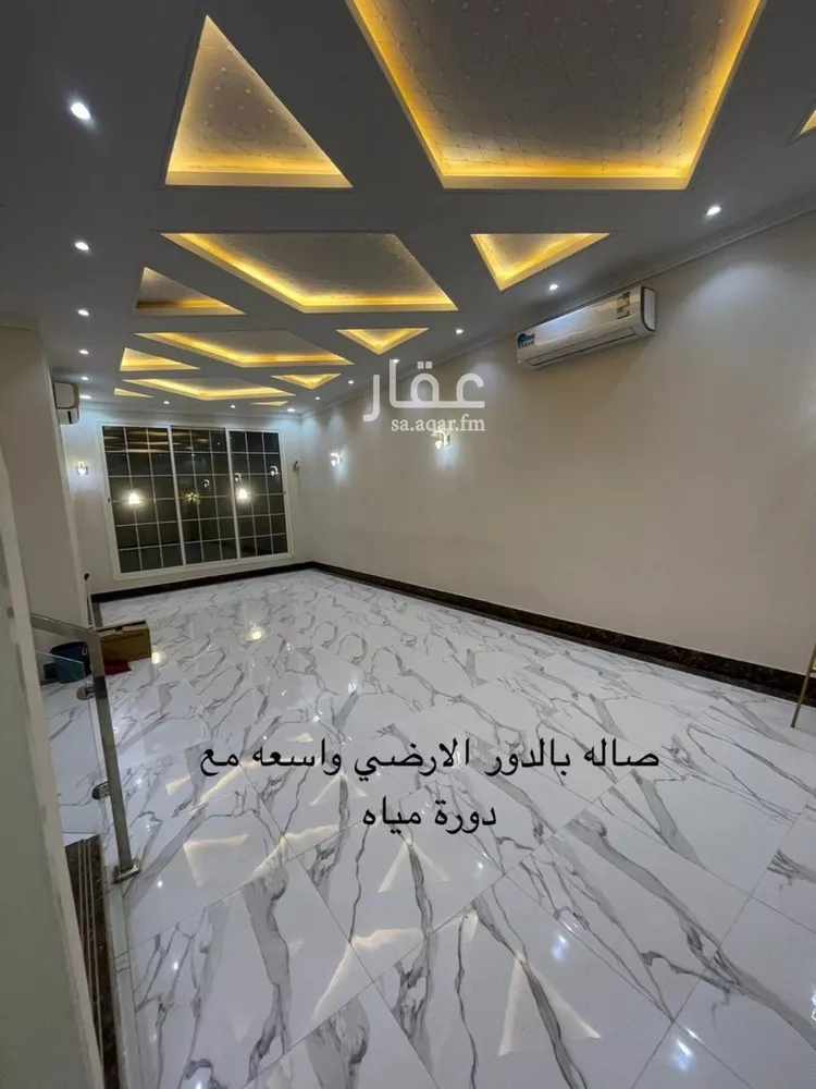 فيلا للبيع في شارع محمد بن علي الكيلاني, حي المهدية, مدينة الرياض, منطقة الرياض صورة 2