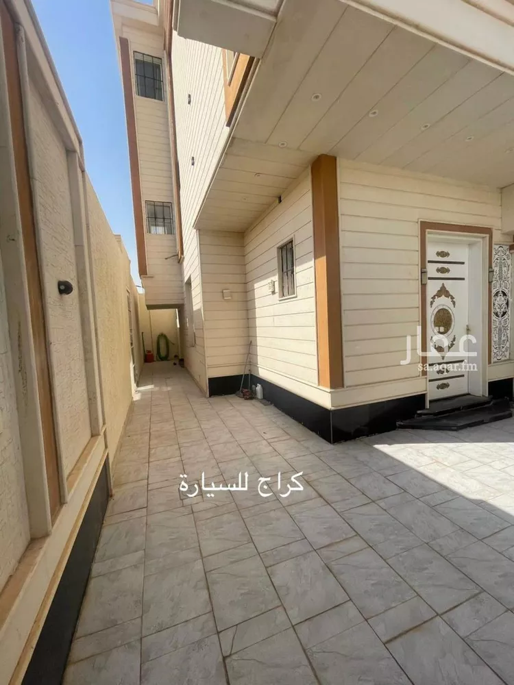 فيلا للبيع في شارع محمد بن علي الكيلاني, حي المهدية, مدينة الرياض, منطقة الرياض صورة 3
