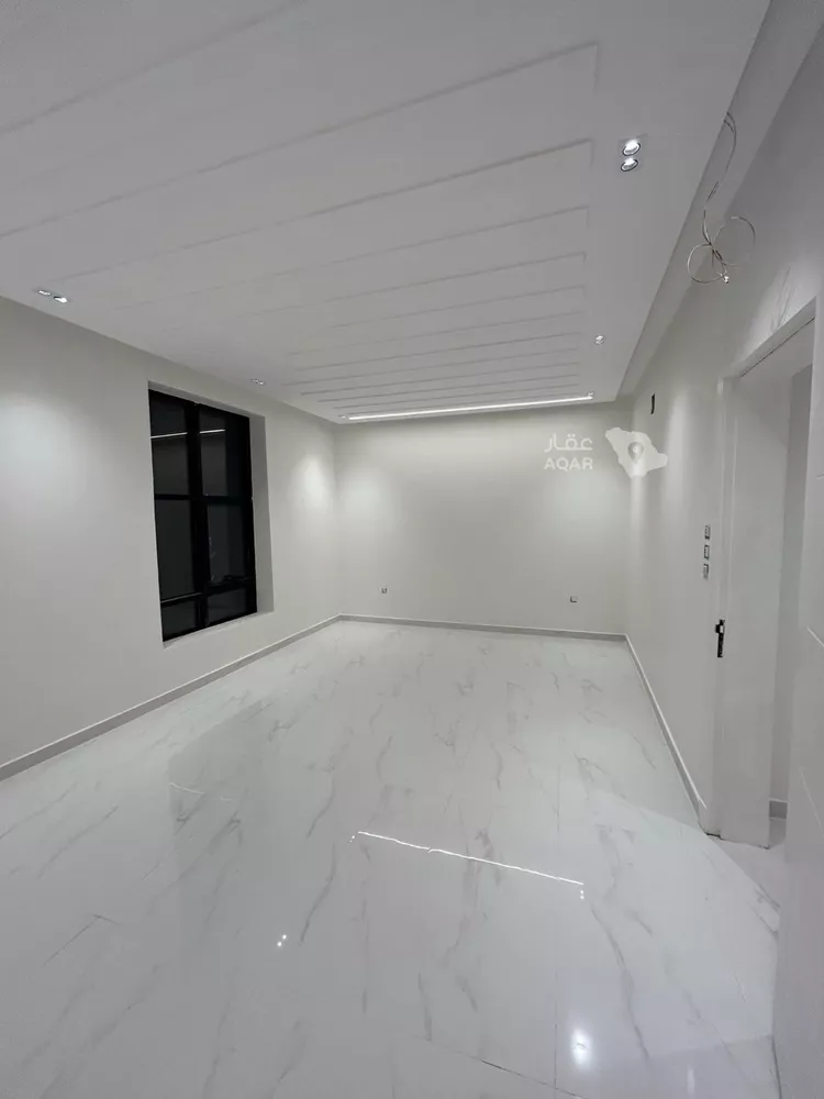 فيلا للبيع في شارع إسماعيل بن صبيح, حي المهدية, مدينة الرياض, منطقة الرياض 12