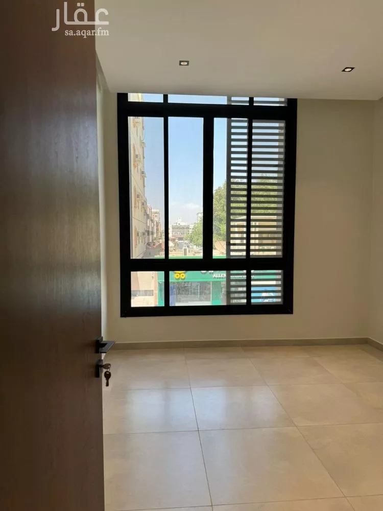 شقة للبيع في شارع فاطمة بنت سيرين, حي العزيزية, مدينة جدة, منطقة مكة المكرمة 9