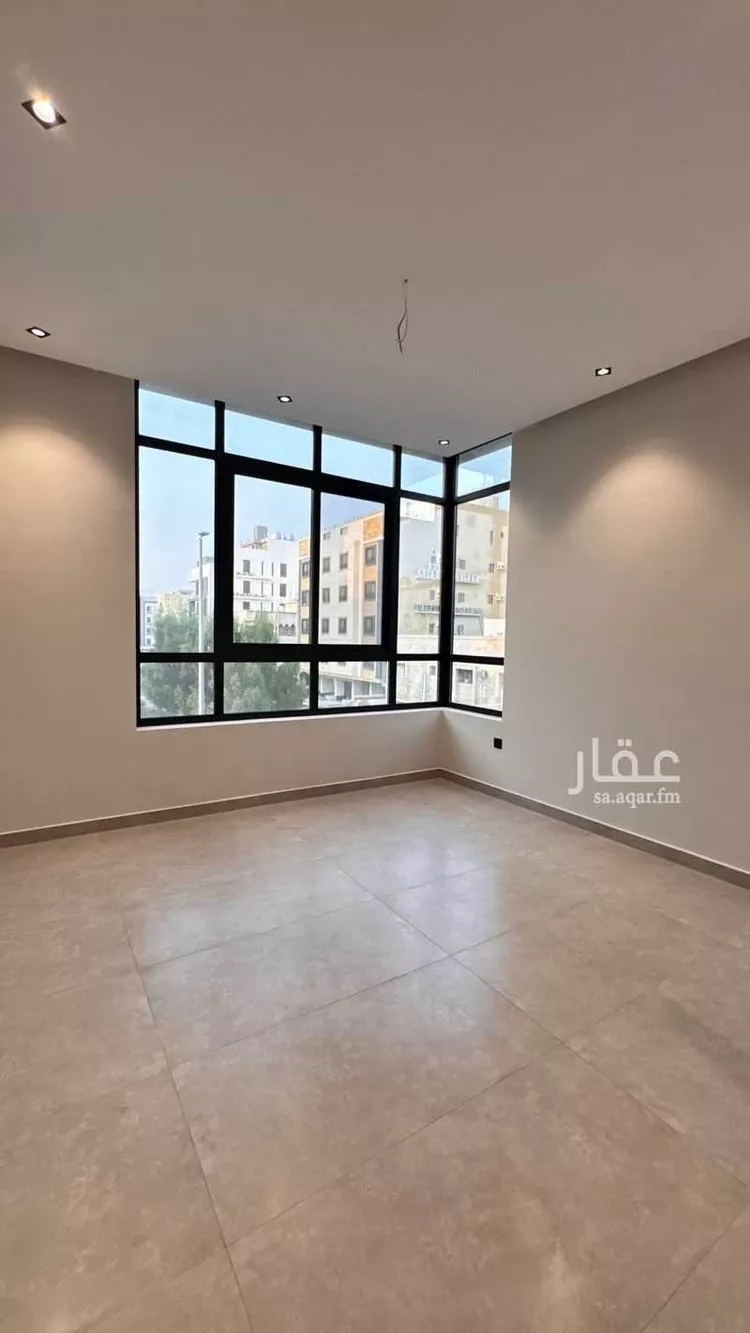 شقة للبيع في شارع محمد بن ابراهيم ال الشيخ, حي السلامة, مدينة جدة, منطقة مكة المكرمة 7