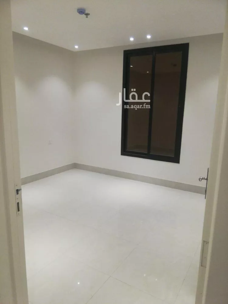 شقة للبيع في شارع حمزة بن عبدالمطلب, حي الحزم, مدينة الرياض, منطقة الرياض صورة 4