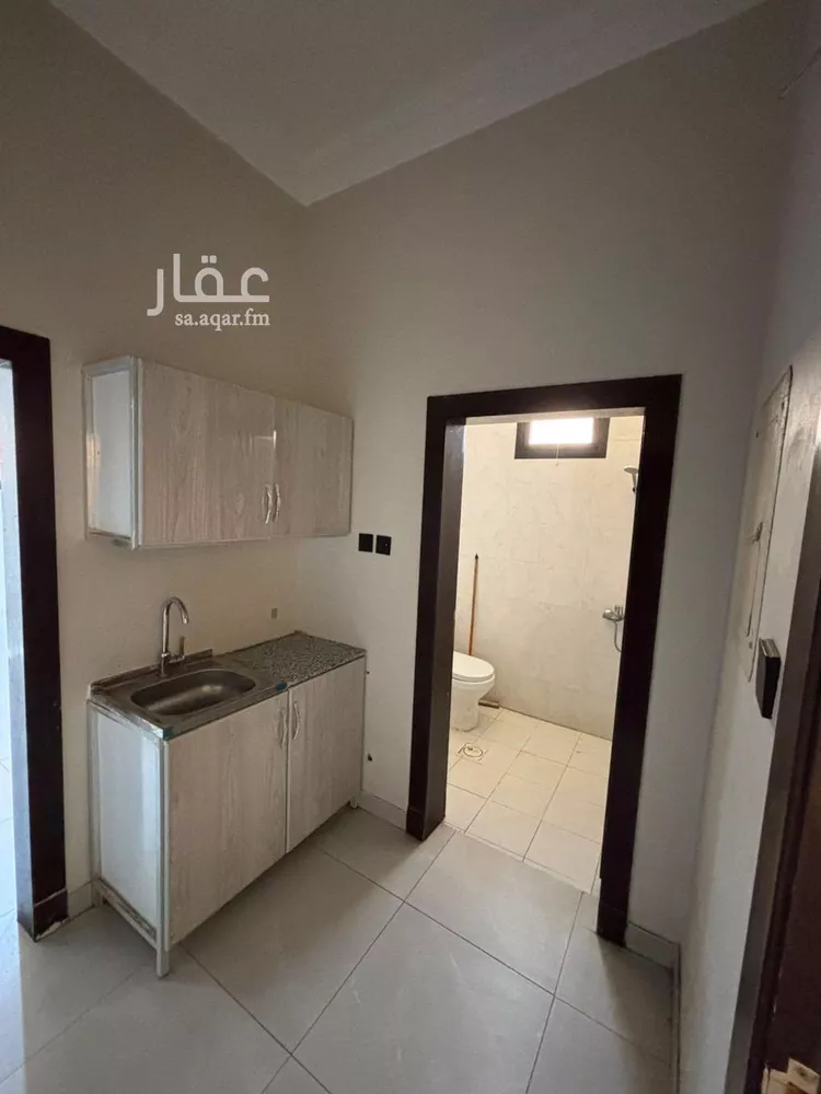 شقة للإيجار في شارع العزيزيه, حي العزيزية, مدينة الرياض, منطقة الرياض صورة 2
