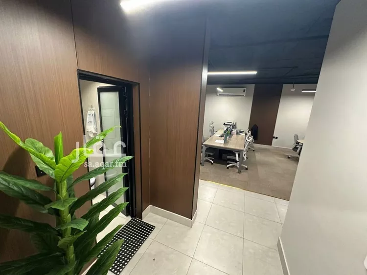 Commercial Office for Rent in Riyadh Dhahrat Al Badi'ah صورة 3