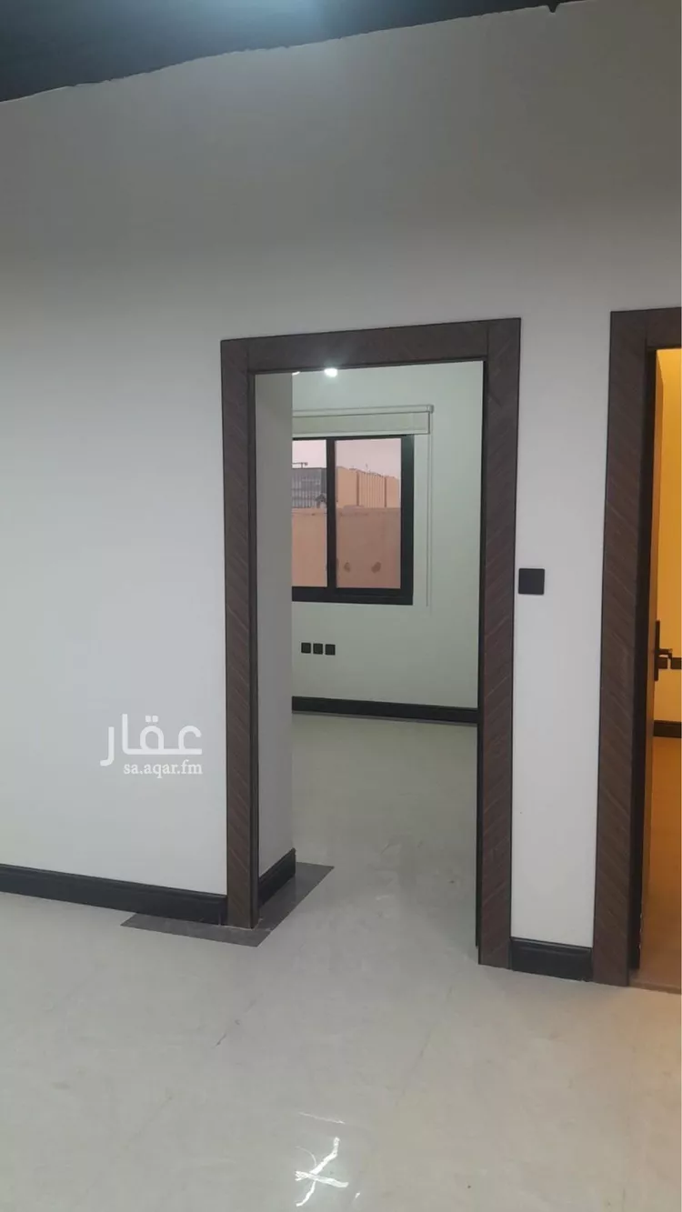 مكتب تجاري للإيجار في شارع ابي بكر الصديق الفرعي, حي الوادي, مدينة الرياض, منطقة الرياض صورة 2