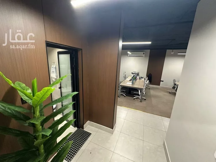 Commercial Office for Rent in Riyadh Dhahrat Al Badi'ah صورة 2