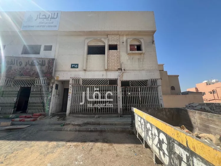 Shop for Rent in Riyadh Al Uraija Al Wusta صورة 4