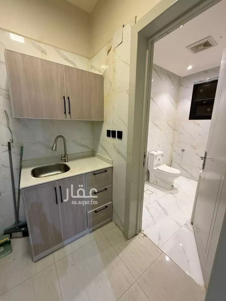 شقة للإيجار في شارع المدينه المنوره, حي العريجاء الغربي, مدينة الرياض, منطقة الرياض صورة 2