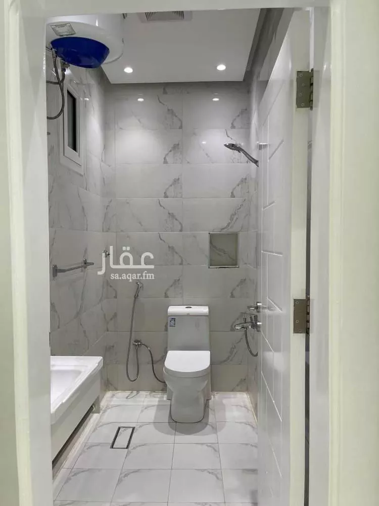 شقة للإيجار في شارع احمد بن محمد بن سالم, حي الدفاع, مدينة المدينة المنورة, منطقة المدينة المنورة صورة 2