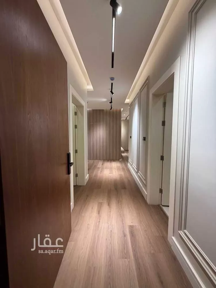 شقة للبيع في شارع جرير بن عبدالله البجلي, حي مغرزات, مدينة الرياض, منطقة الرياض