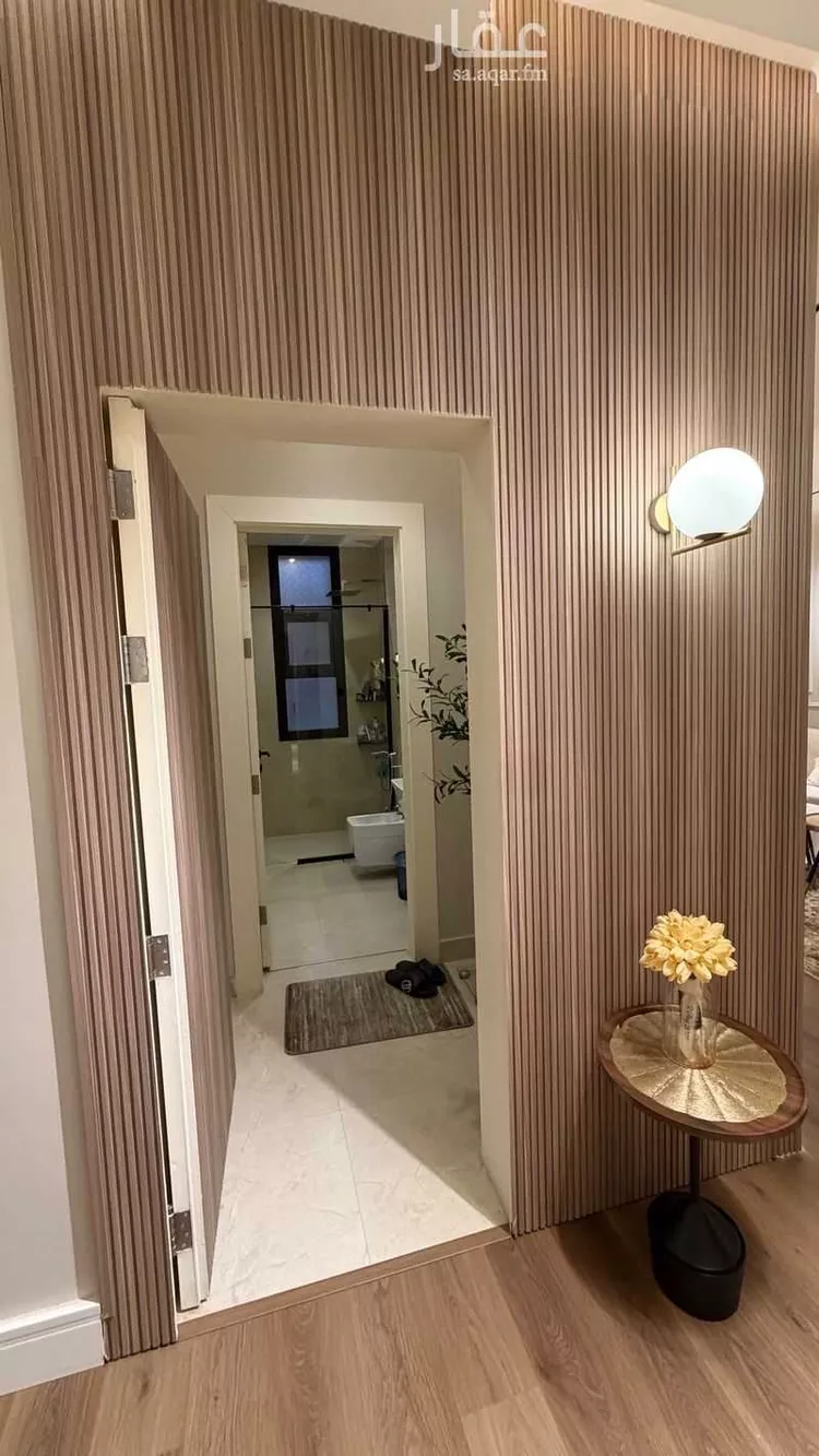 شقة للبيع في شارع جرير بن عبدالله البجلي, حي مغرزات, مدينة الرياض, منطقة الرياض صورة 5