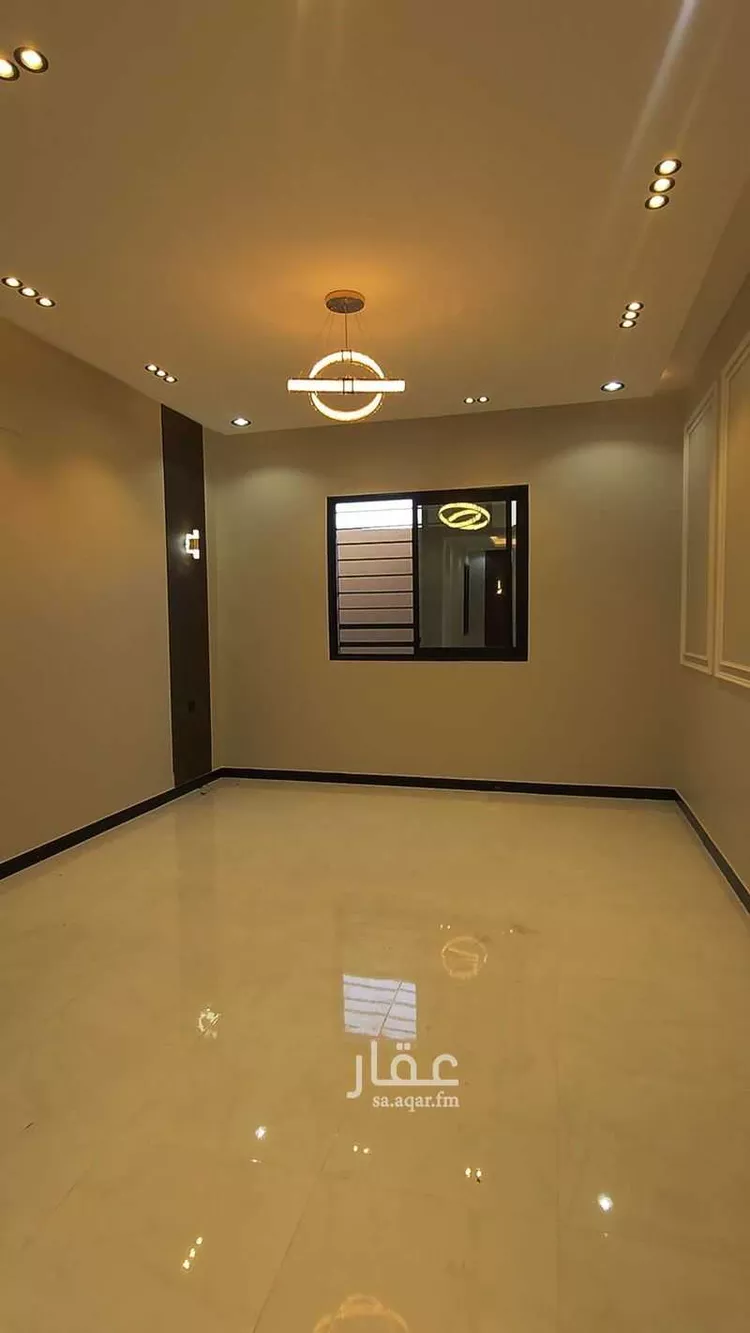 Floor for Sale in Khamis Mushait Al Moosa Subdivision 17