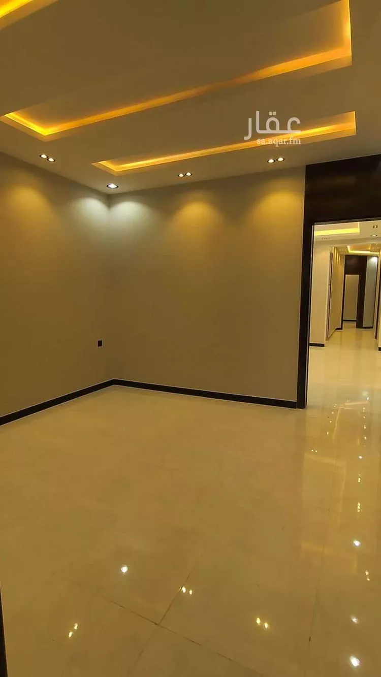 Floor for Sale in Khamis Mushait Al Moosa Subdivision 6