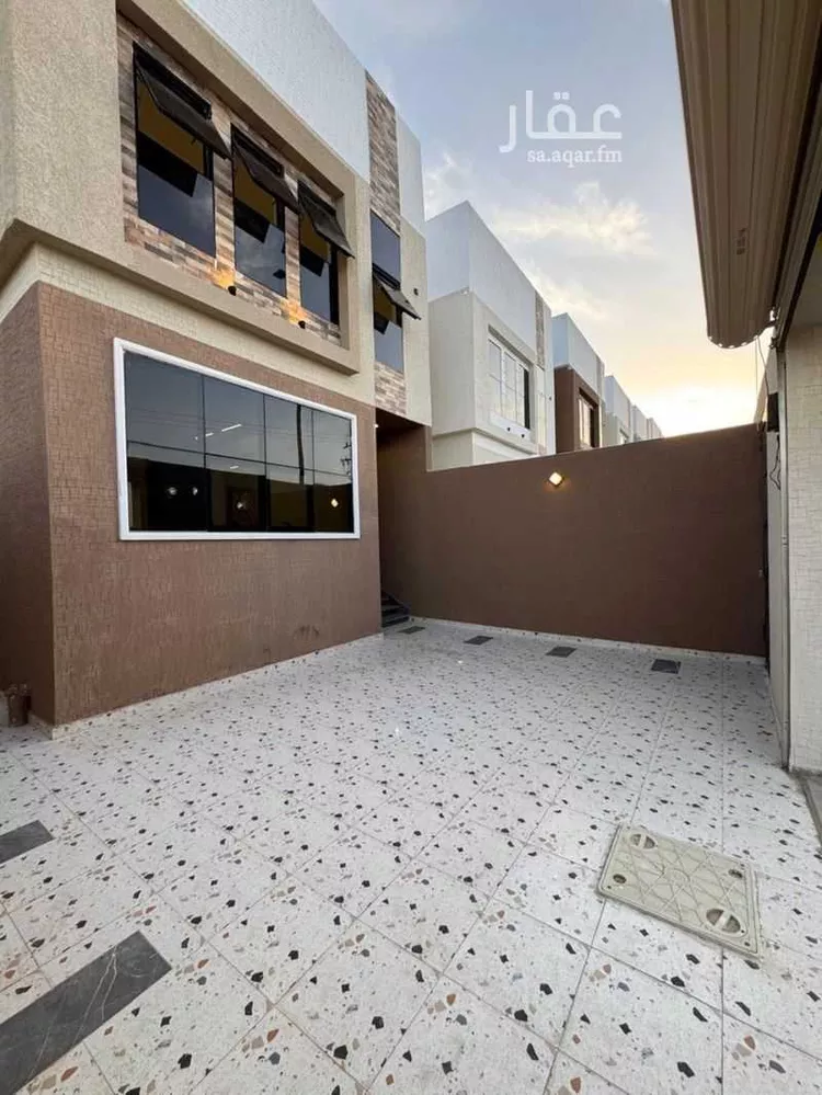 فيلا للبيع في شارع 45678, حي الغدير, مدينة أبها, منطقة عسير صورة 3