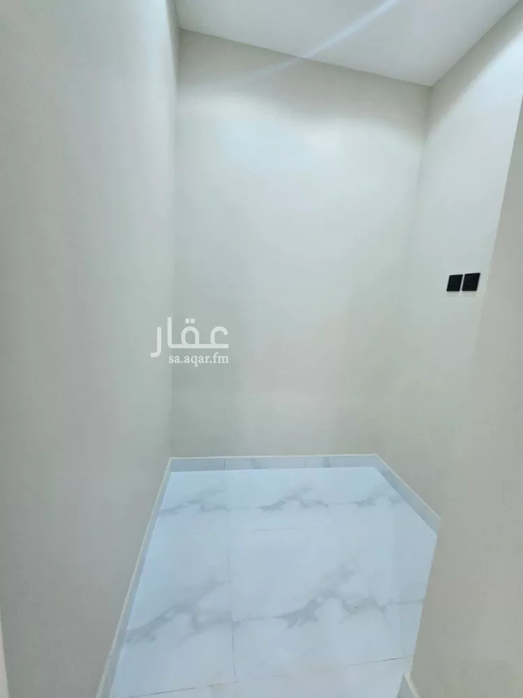 شقة للبيع في شارع الامن, حي الزهور, مدينة ابها, منطقة عسير صورة 4