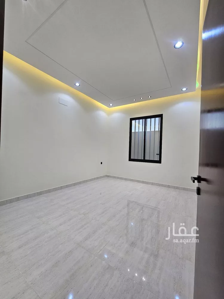 دور للبيع في شارع جندع ابن الضميل, حي الورود, مدينة خميس مشيط, منطقة عسير صورة 2