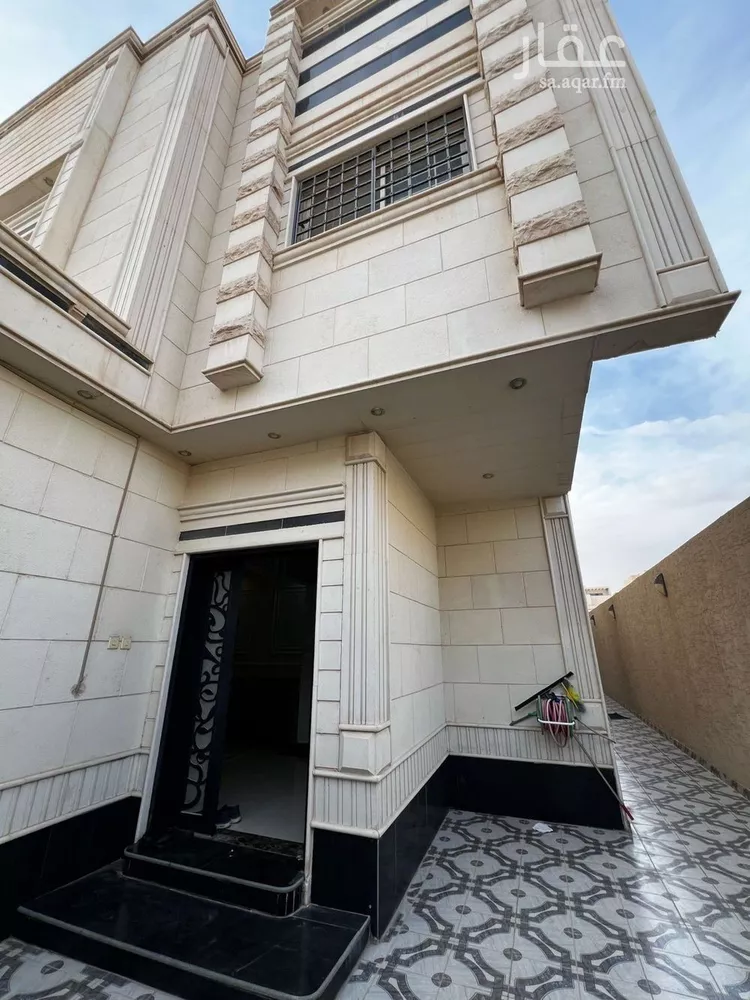 فيلا للبيع في شارع أبي الحسين الرضي, حي العارض, مدينة الرياض, منطقة الرياض صورة 4