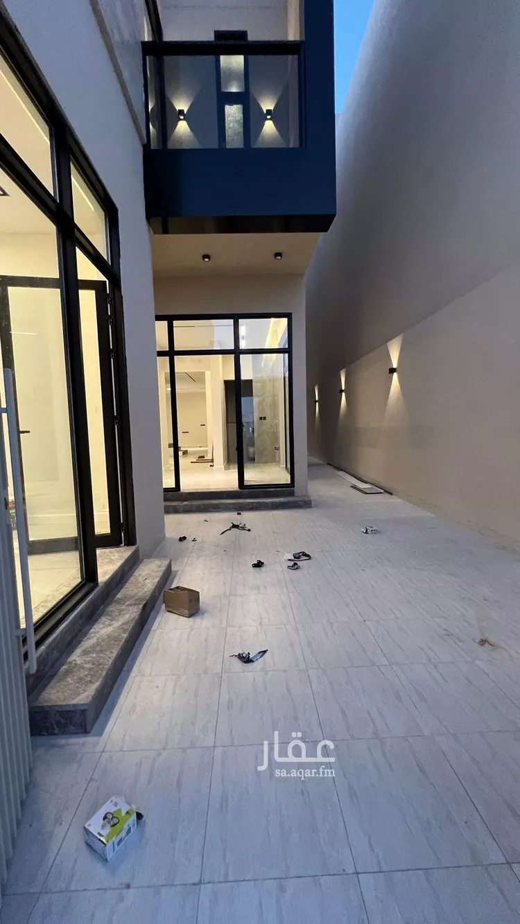 فيلا للبيع في شارع فؤاد محمد عمر توفيق, حي المهدية, مدينة الرياض, منطقة الرياض صورة 3
