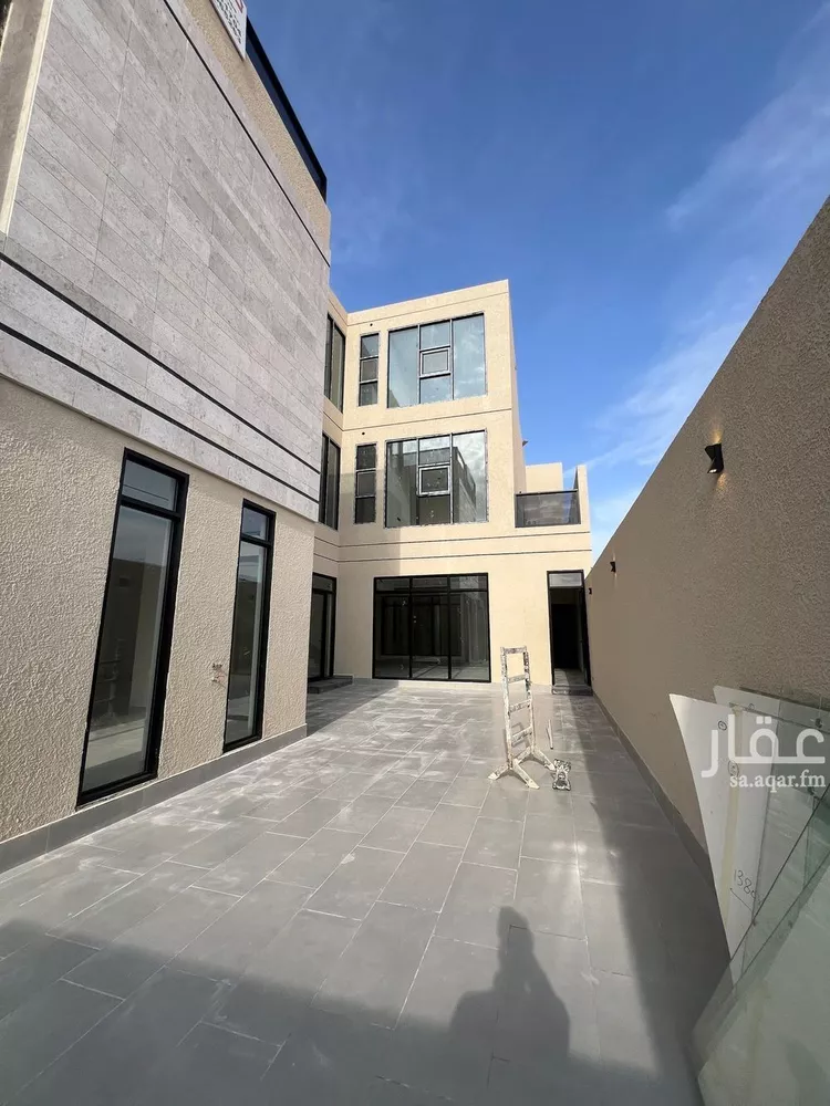 فيلا للبيع في شارع فؤاد محمد عمر توفيق, حي المهدية, مدينة الرياض, منطقة الرياض صورة 5