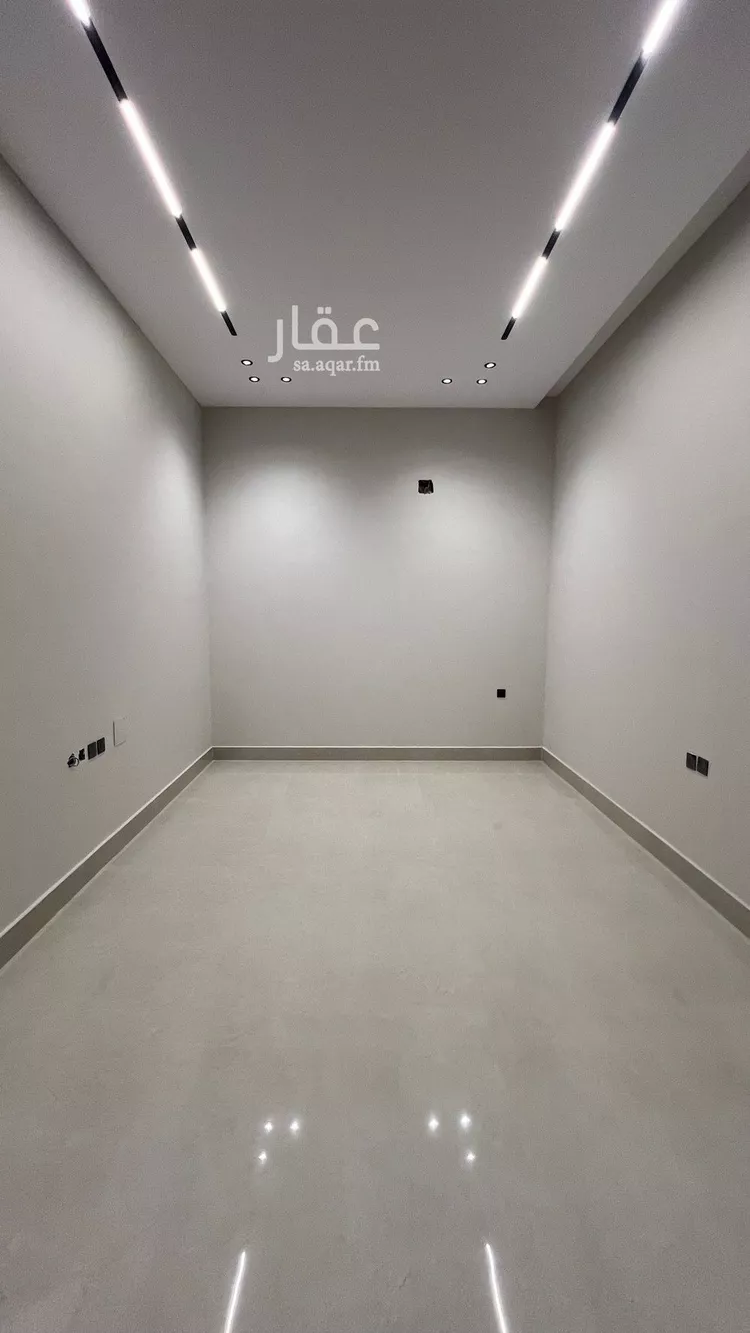 فيلا للبيع في شارع السيل الكبير, حي المهدية, مدينة الرياض, منطقة الرياض صورة 5