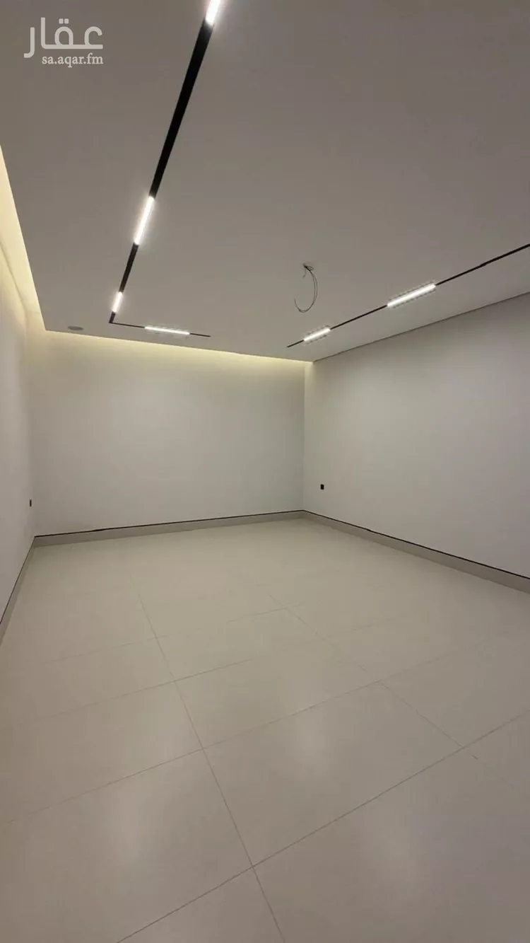 فيلا للبيع في شارع أبي نزار الصنعاني اليمني, حي المهدية, مدينة الرياض, منطقة الرياض صورة 3