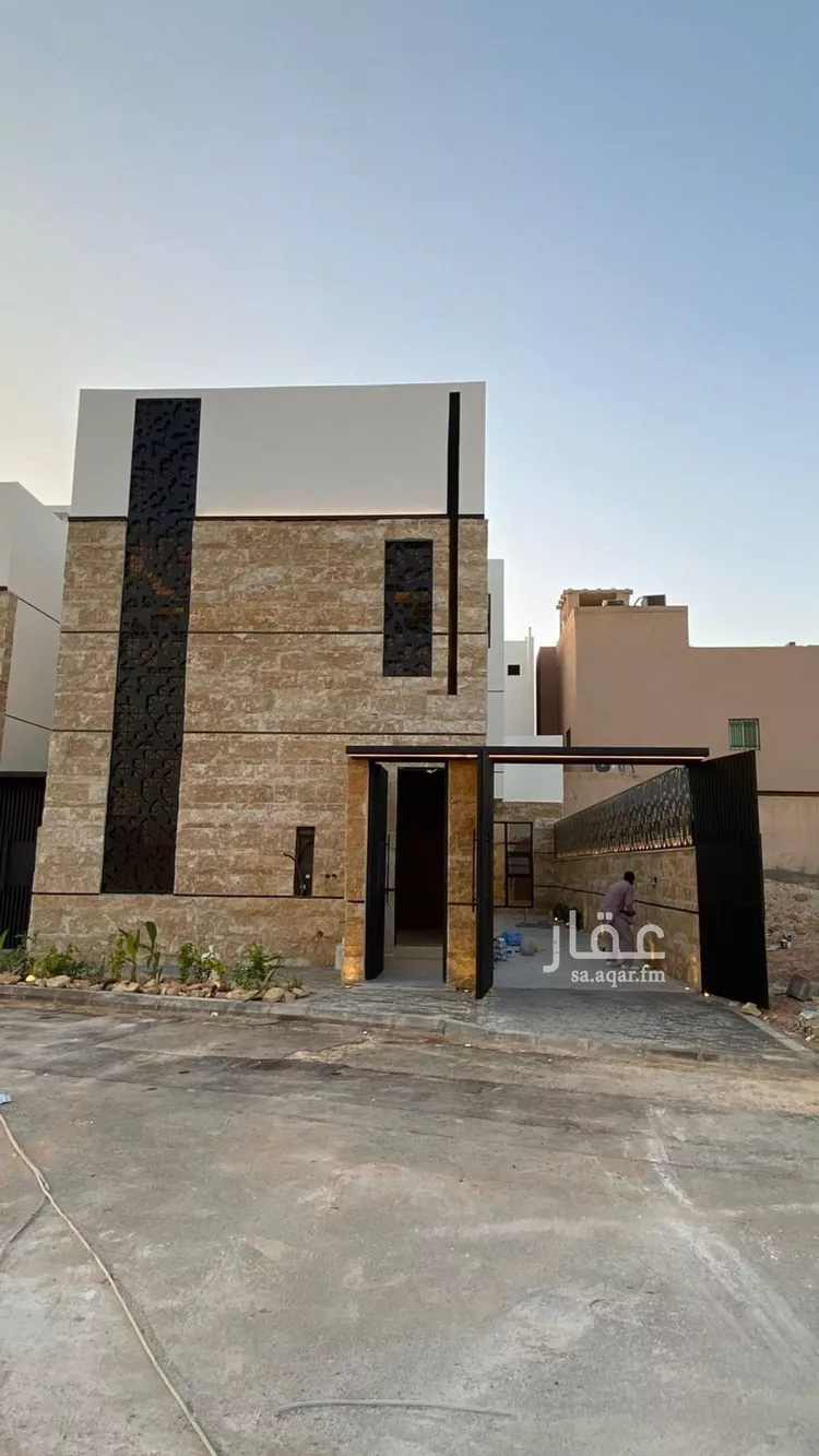فيلا للبيع في شارع محمد بن أبي بكر القيم, حي المهدية, مدينة الرياض, منطقة الرياض صورة 2