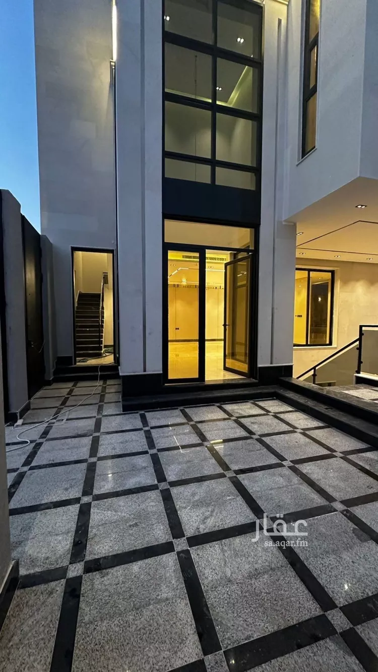 فيلا للبيع في شارع محمد بن أبي بكر القيم, حي المهدية, مدينة الرياض, منطقة الرياض صورة 5