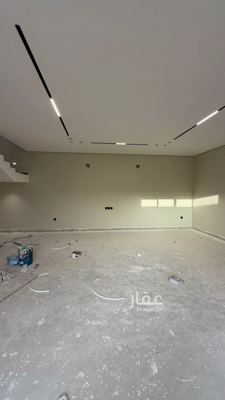 فيلا للبيع في شارع أبي زرعة الهمذاني, حي المهدية, مدينة الرياض, منطقة الرياض 9