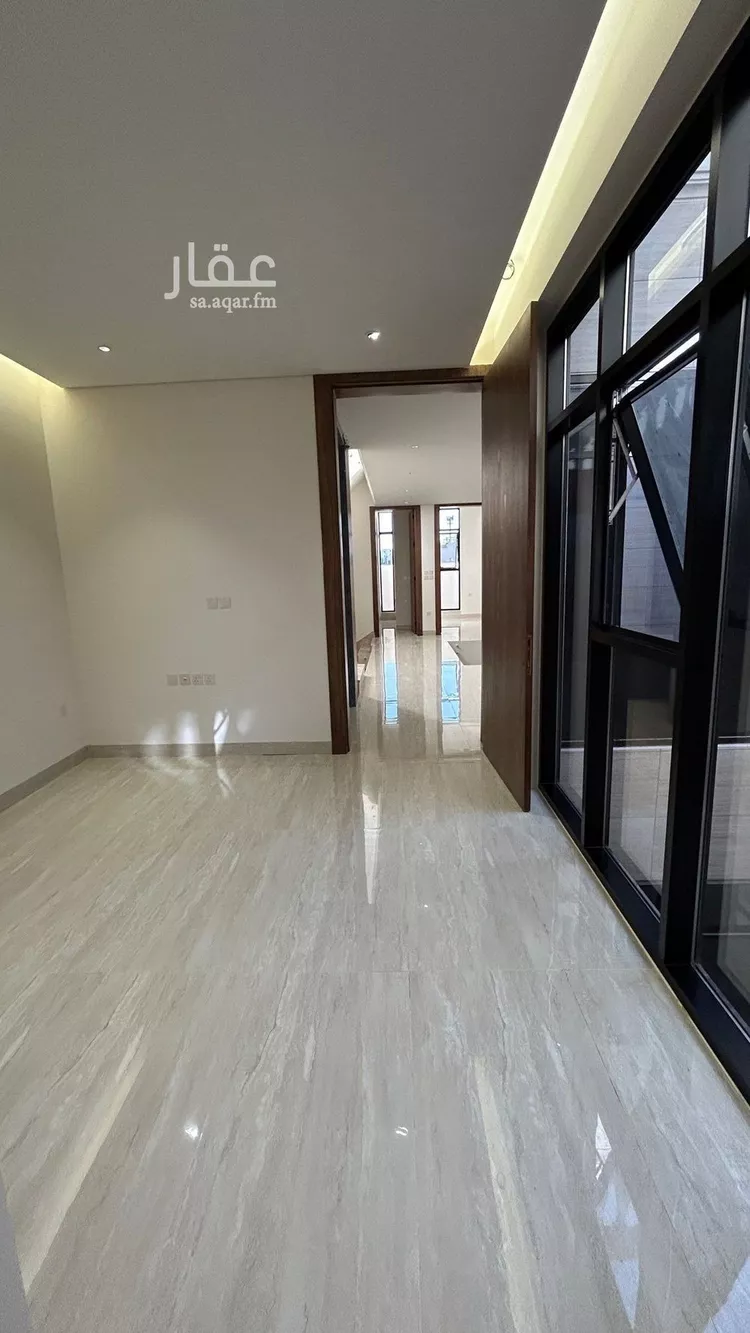Villa for Sale in Riyadh Al Mahdiyah صورة 4