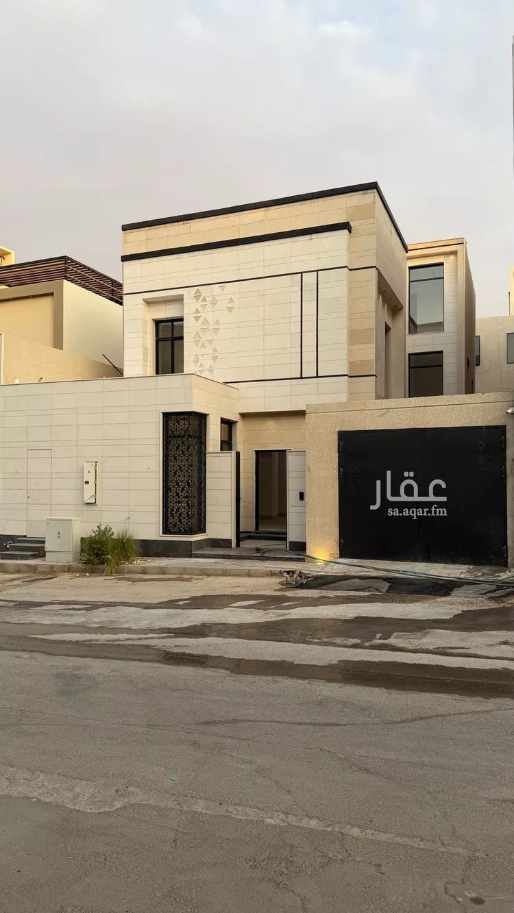 Villa for Sale in Riyadh Al Mahdiyah