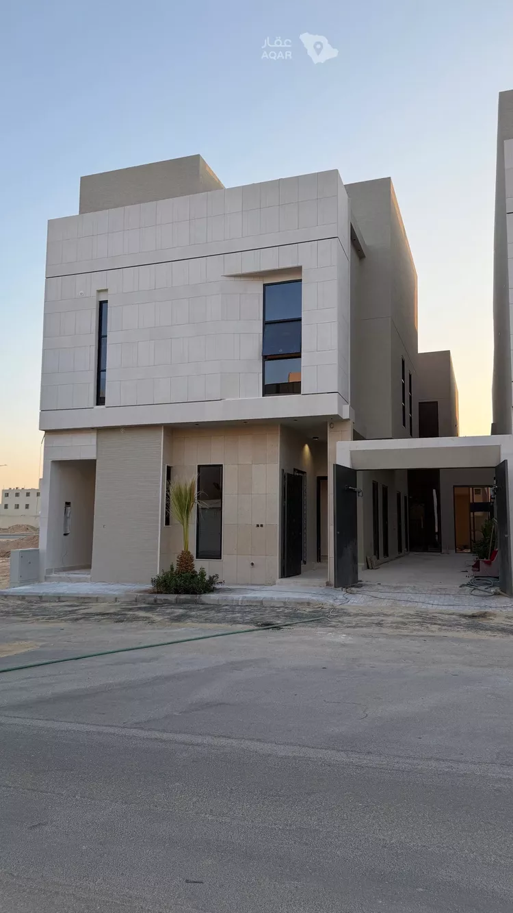 فيلا للبيع في شارع عبدالقادر بن عبدالوارث, حي المهدية, مدينة الرياض, منطقة الرياض 2
