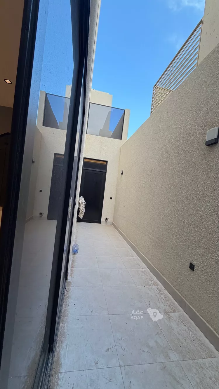 فيلا للبيع في شارع المهدية, حي المهدية, مدينة الرياض, منطقة الرياض 11