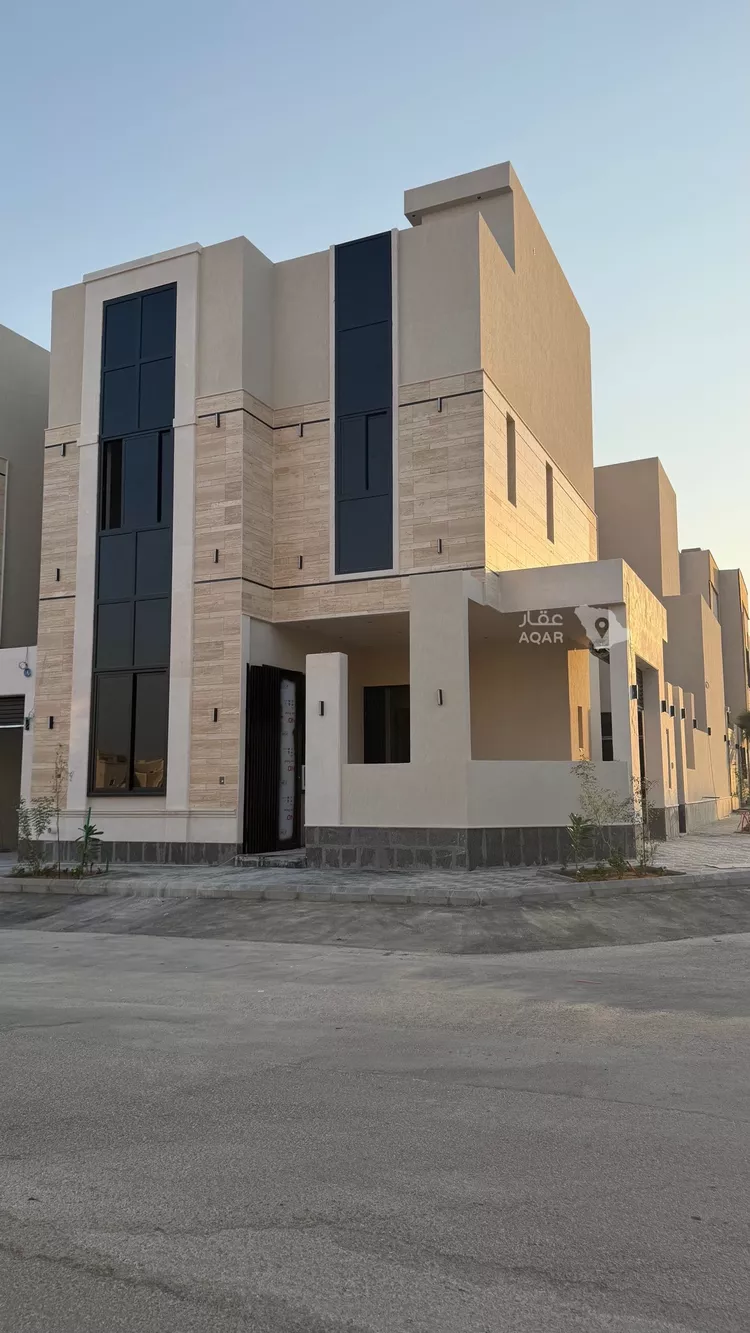 Villa for Sale in Riyadh Al Mahdiyah