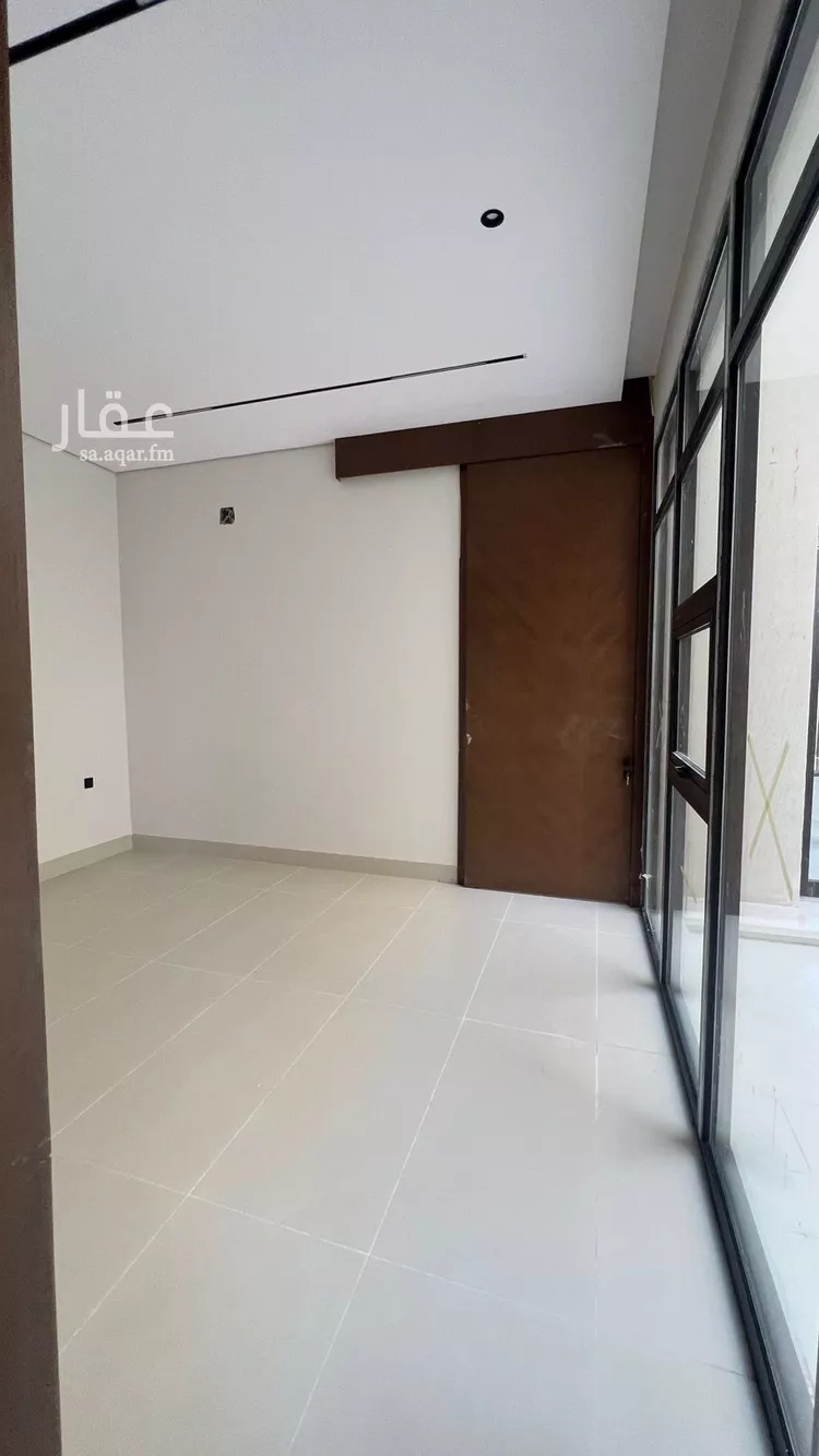فيلا للبيع في شارع عبدالله النحوي, حي المهدية, مدينة الرياض, منطقة الرياض صورة 5