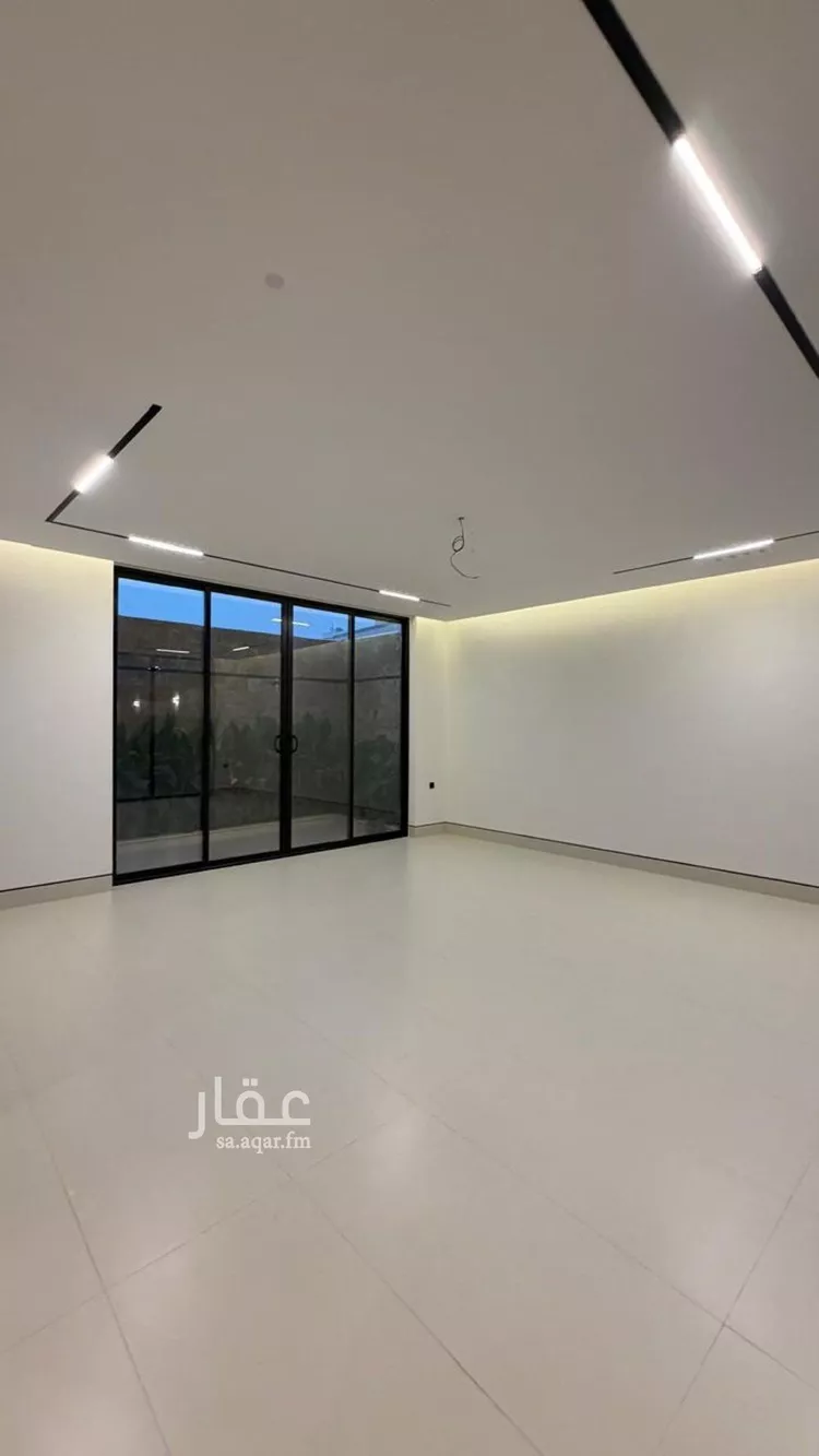 فيلا للبيع في شارع أبي نزار الصنعاني اليمني, حي المهدية, مدينة الرياض, منطقة الرياض صورة 5
