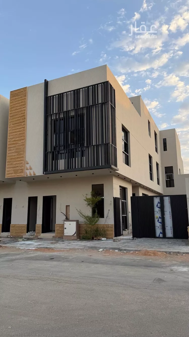 Villa for Sale in Riyadh Al Mahdiyah صورة 2