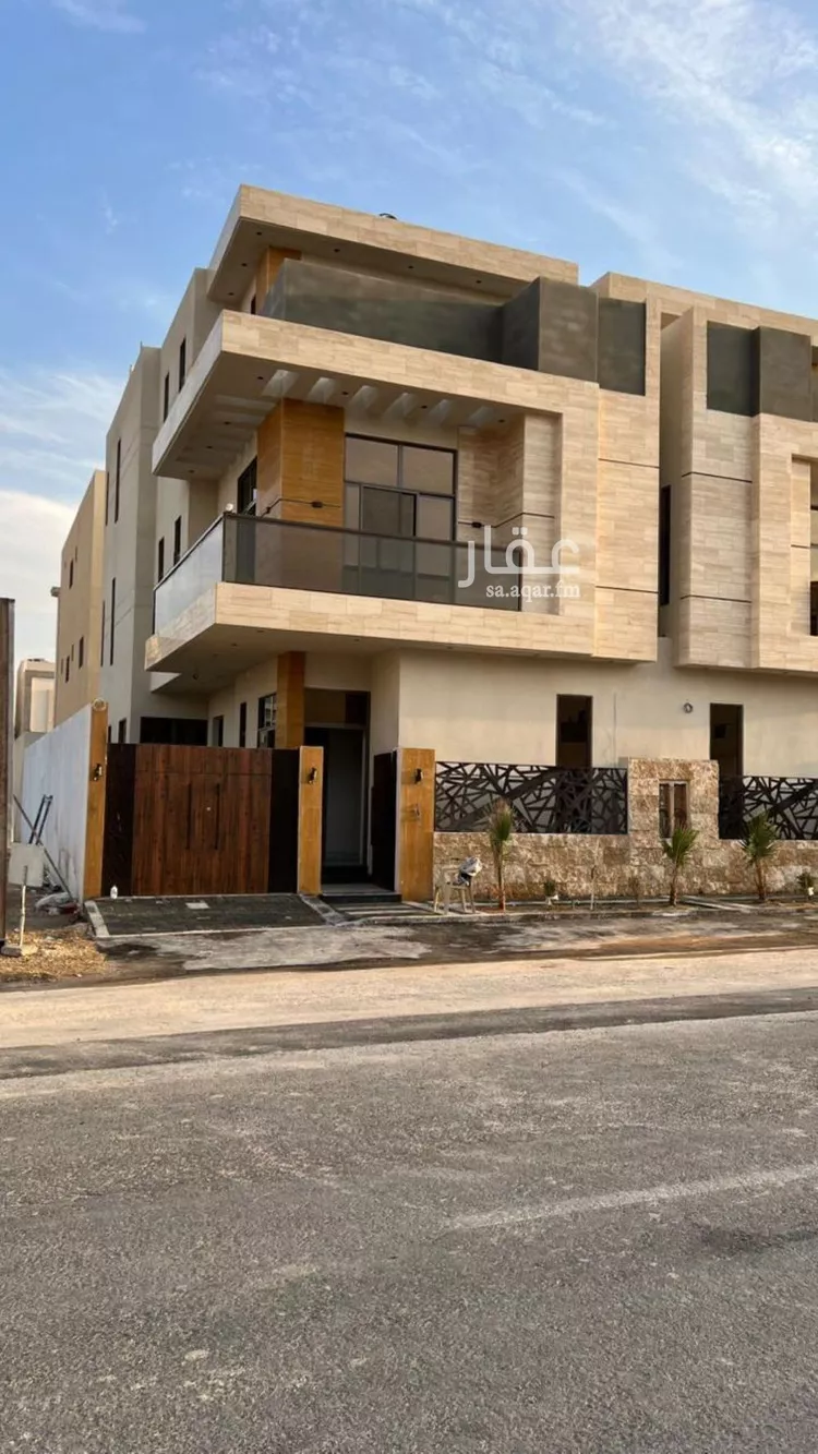 فيلا للبيع في شارع فؤاد محمد عمر توفيق, حي المهدية, مدينة الرياض, منطقة الرياض