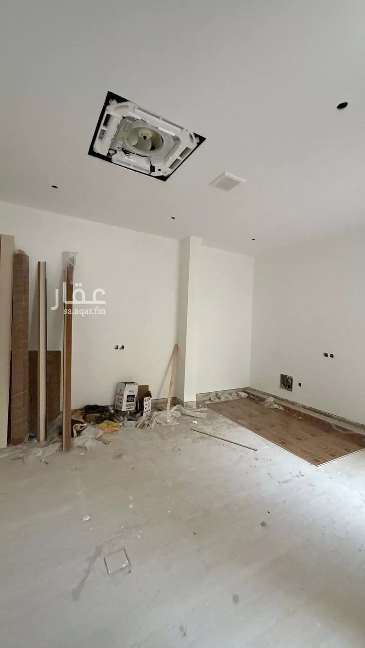 فيلا للبيع في شارع أبي نزار الصنعاني اليمني, حي المهدية, مدينة الرياض, منطقة الرياض 22