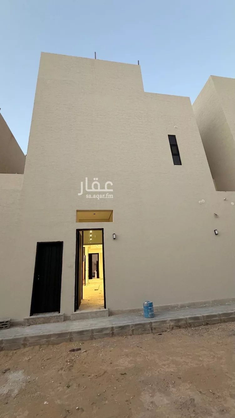 Villa for Sale in Riyadh Al Mahdiyah 10