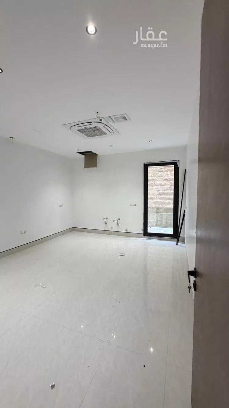Villa for Sale in Riyadh Al Mahdiyah 18