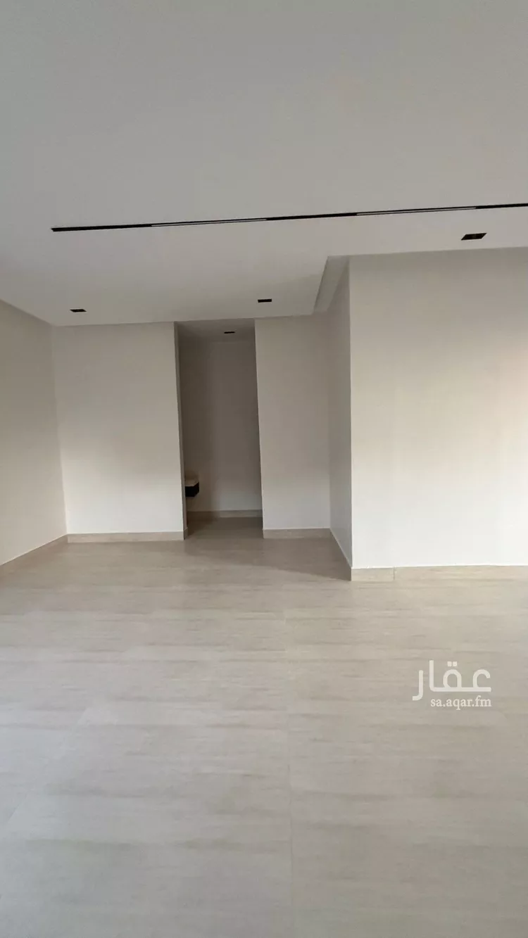 فيلا للبيع في شارع فؤاد محمد عمر توفيق, حي المهدية, مدينة الرياض, منطقة الرياض صورة 5