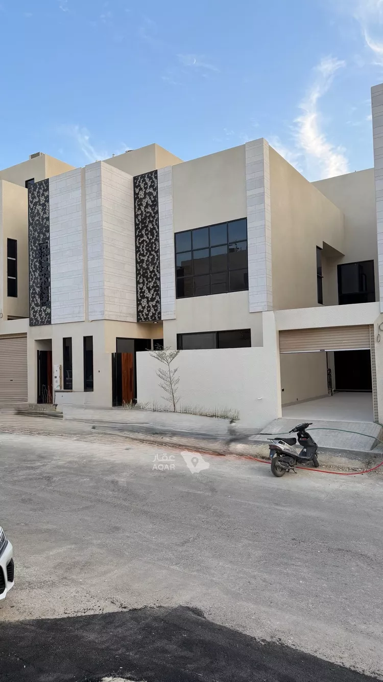 فيلا للبيع في شارع المهدية, حي المهدية, مدينة الرياض, منطقة الرياض 2