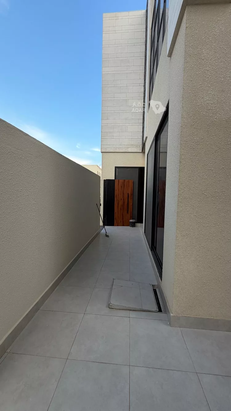 فيلا للبيع في شارع المهدية, حي المهدية, مدينة الرياض, منطقة الرياض 5