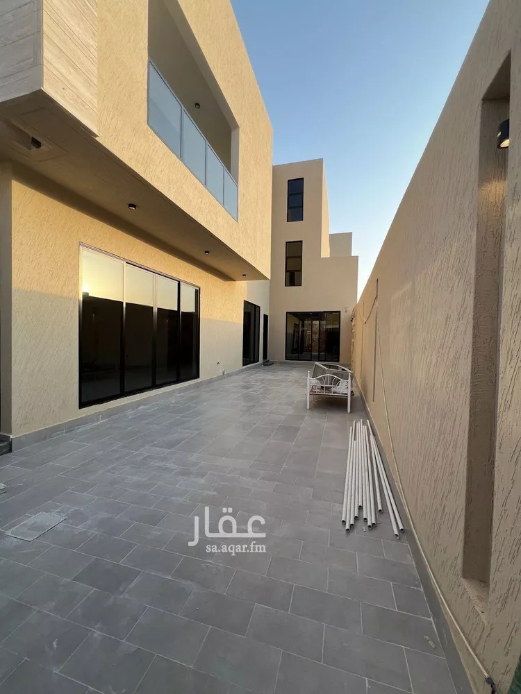 فيلا للبيع في شارع محمد بن أبي بكر القيم, حي المهدية, مدينة الرياض, منطقة الرياض صورة 5