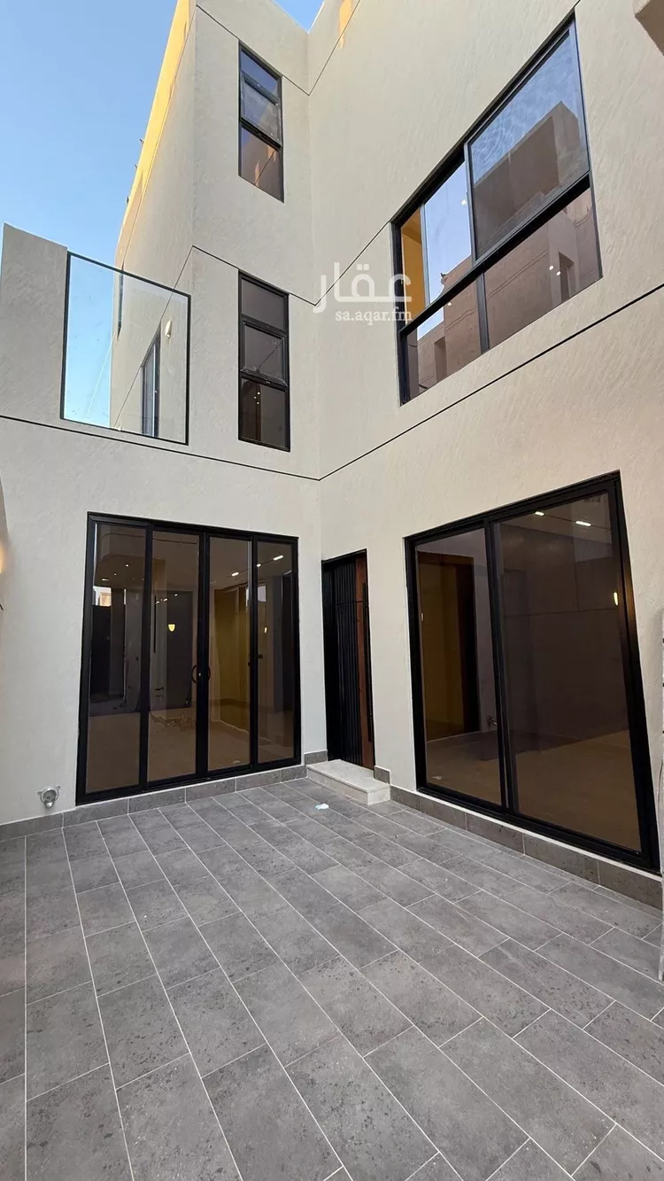 فيلا للبيع في شارع فؤاد محمد عمر توفيق, حي المهدية, مدينة الرياض, منطقة الرياض صورة 5